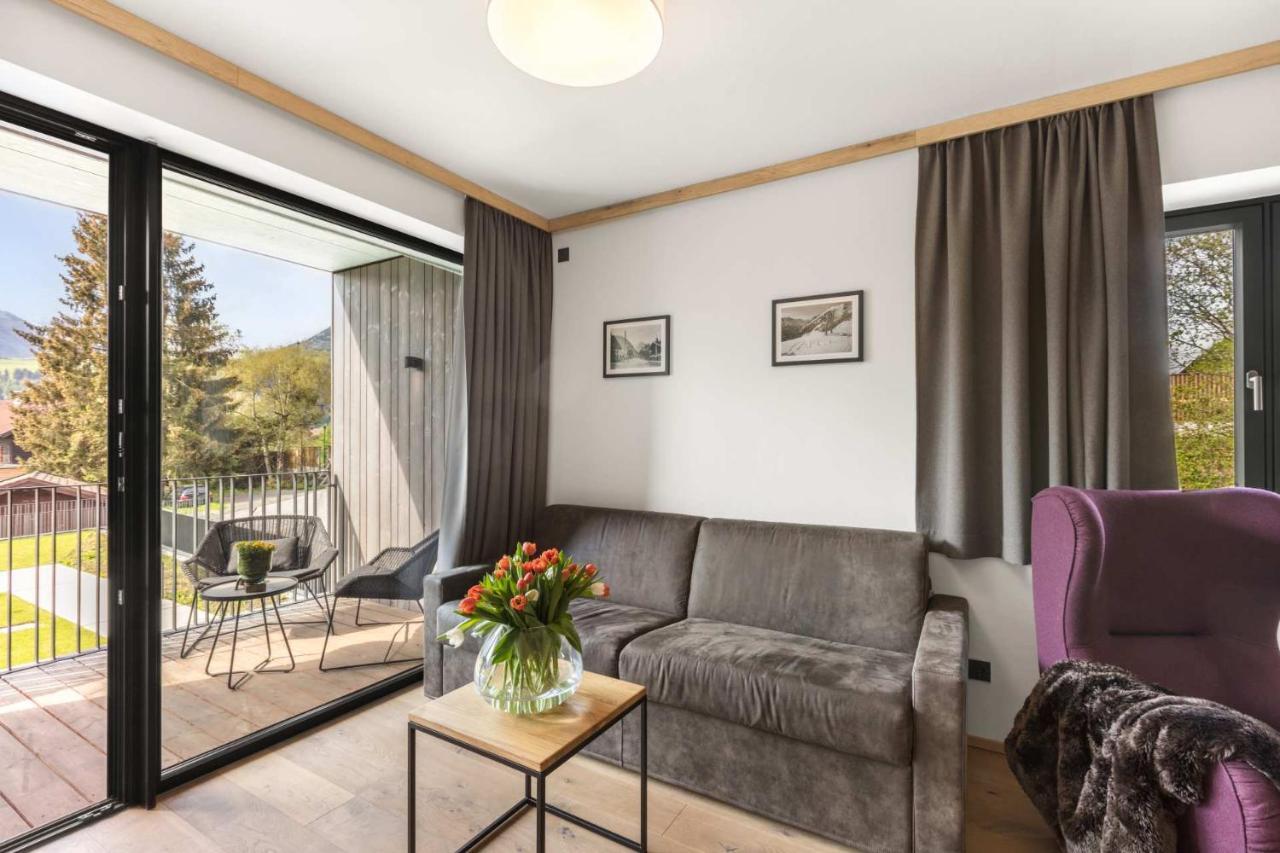 Emma Deluxe Aparthotel Ganzjaehrig Beheizter Aussenpool Piesendorf Exteriör bild