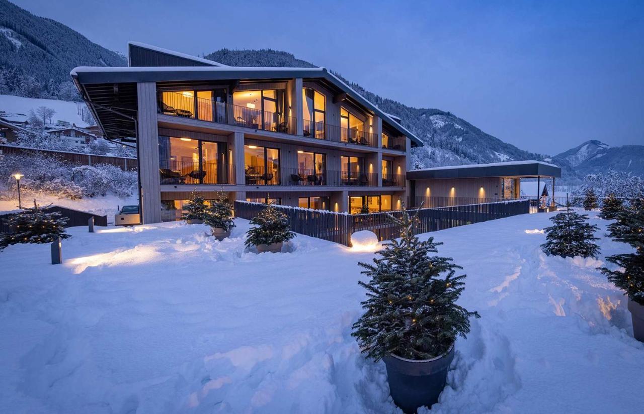 Emma Deluxe Aparthotel Ganzjaehrig Beheizter Aussenpool Piesendorf Exteriör bild