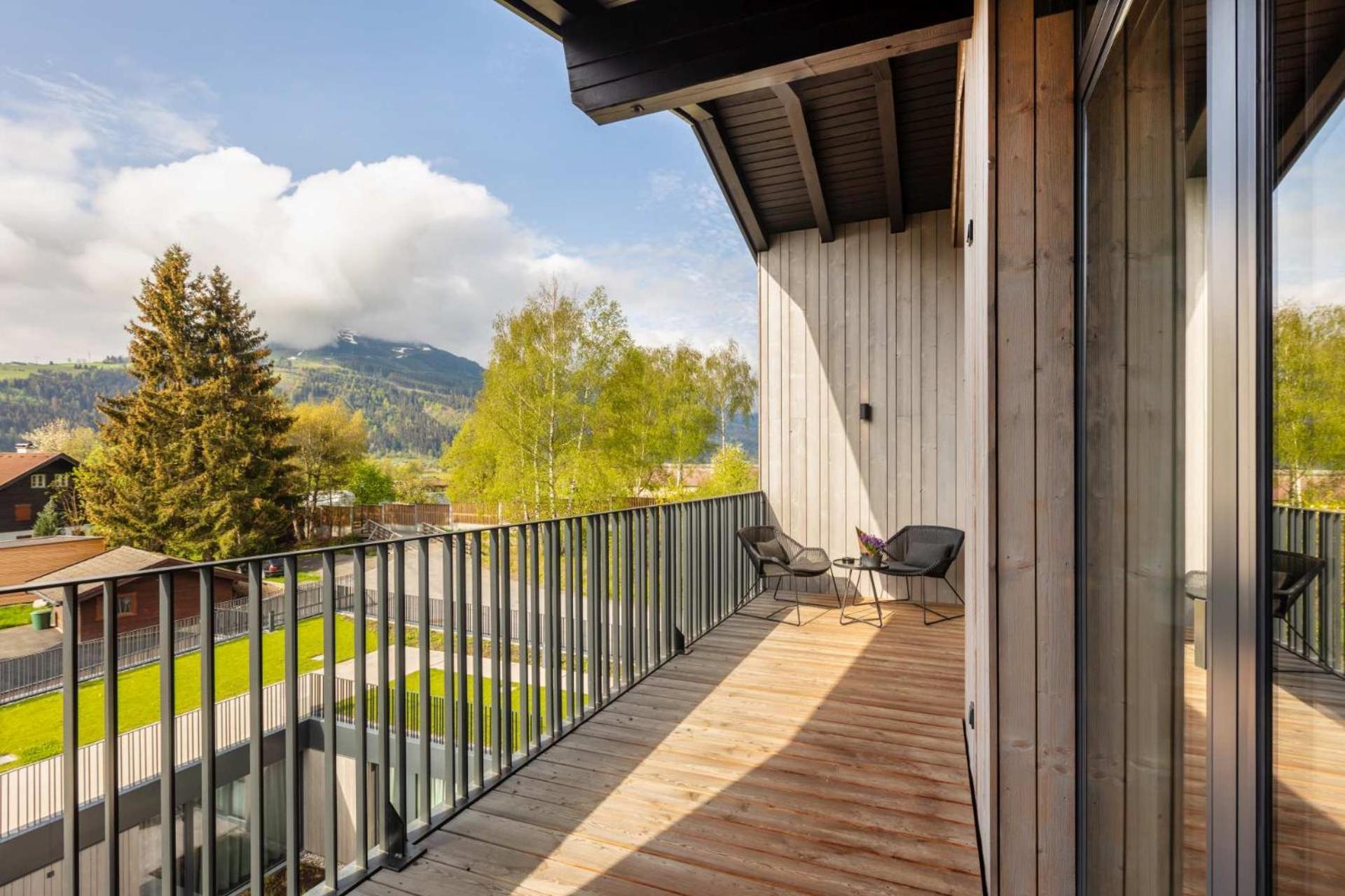 Emma Deluxe Aparthotel Ganzjaehrig Beheizter Aussenpool Piesendorf Rum bild