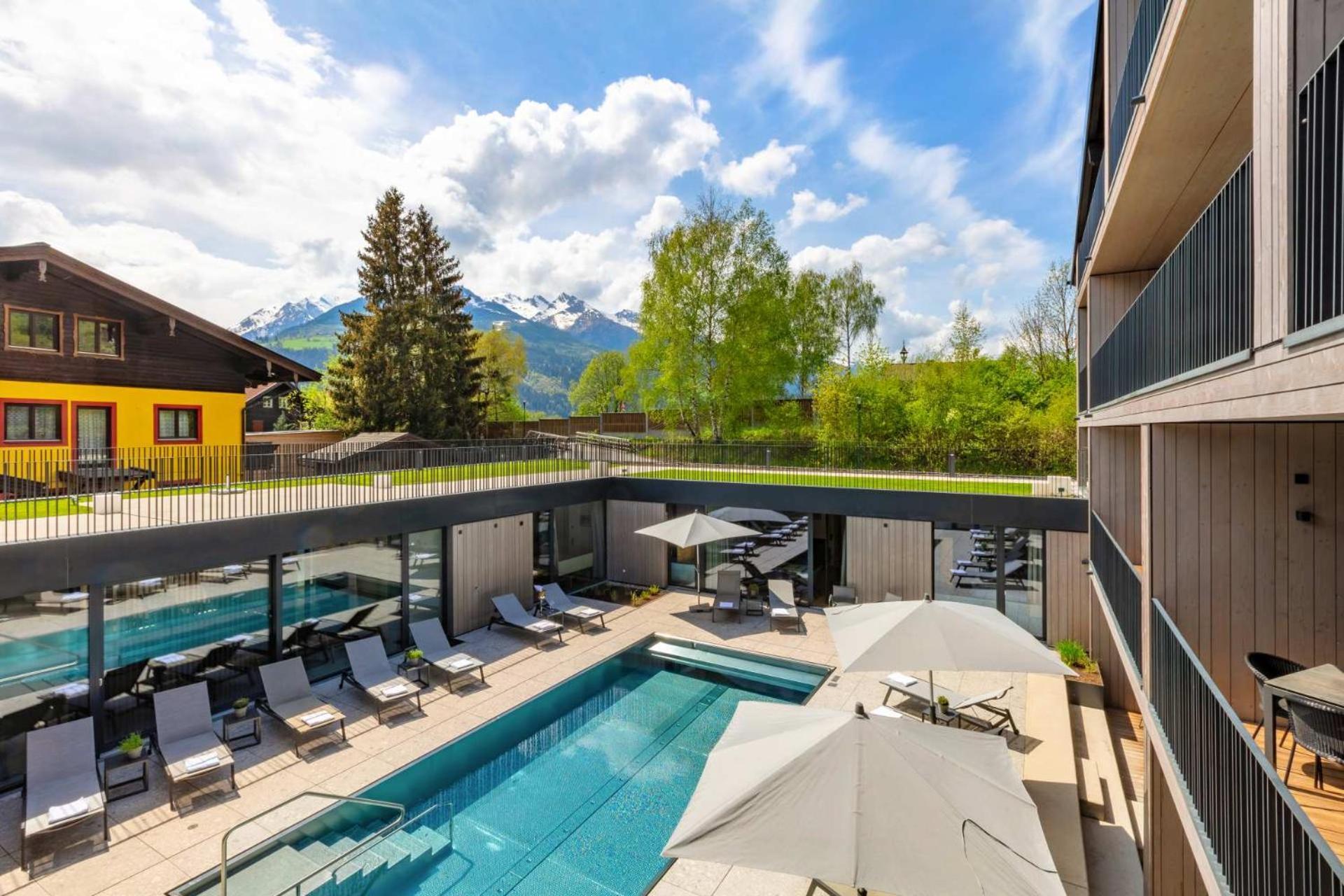 Emma Deluxe Aparthotel Ganzjaehrig Beheizter Aussenpool Piesendorf Exteriör bild