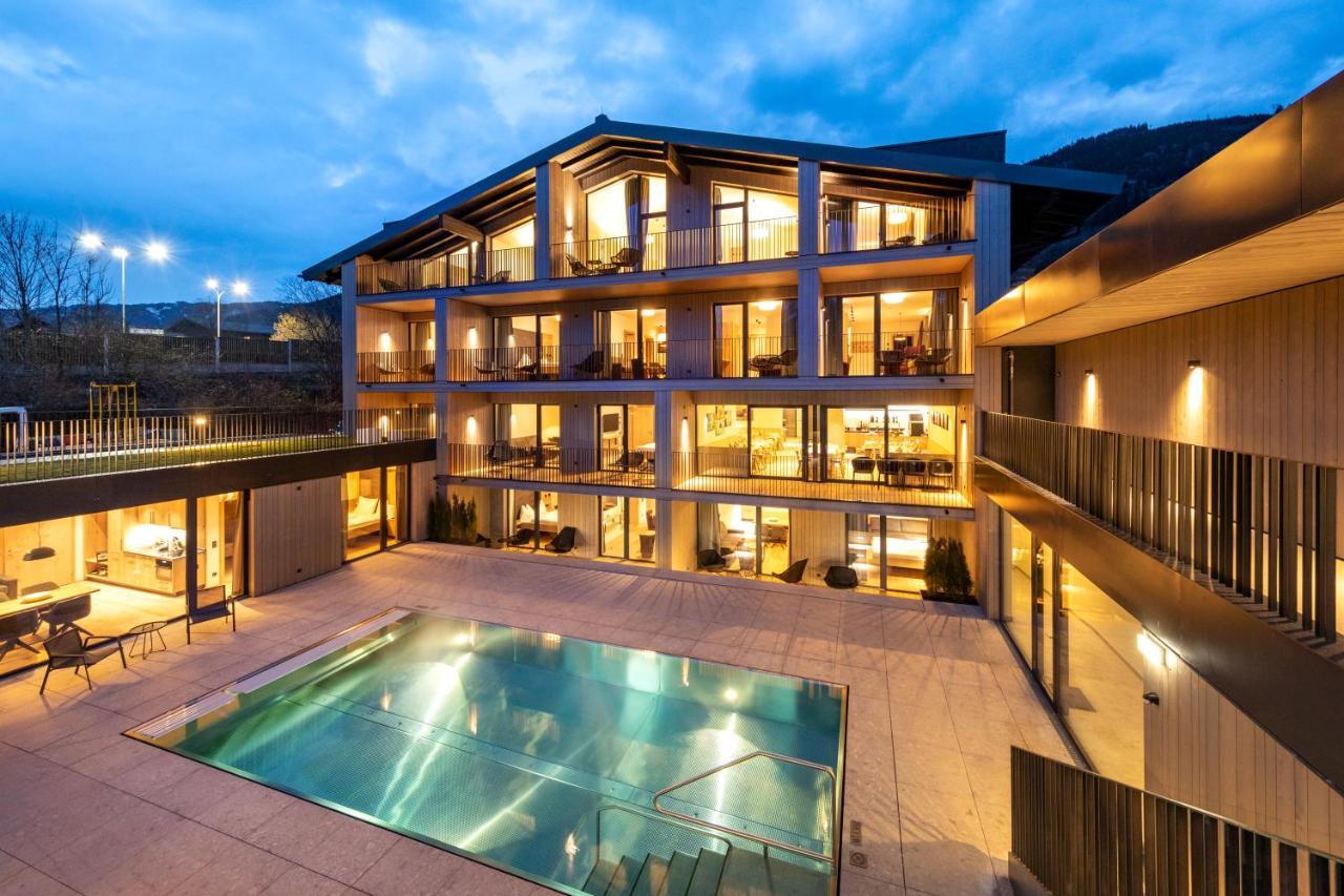Emma Deluxe Aparthotel Ganzjaehrig Beheizter Aussenpool Piesendorf Exteriör bild